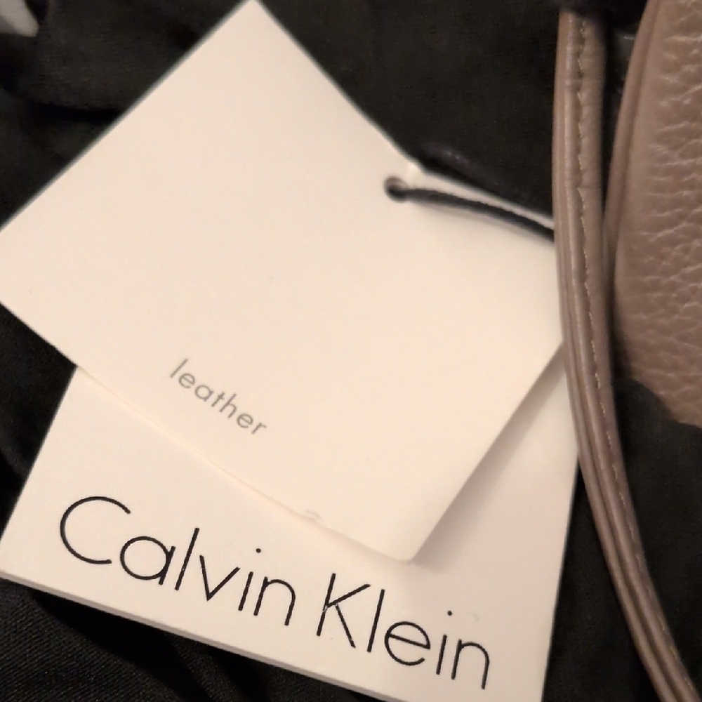Calvin Klein Gray Leather Wristlet Nwt - Picture 2 of 13